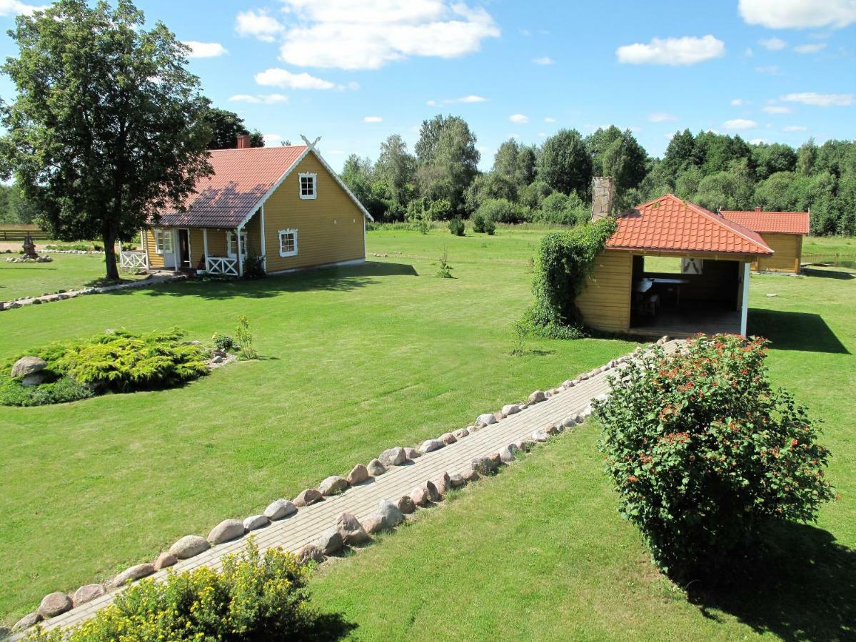 Homestead Sartakampis Gipenai Ngoại thất bức ảnh
